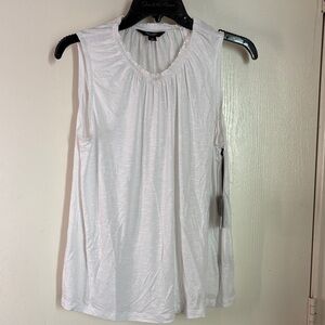 Vera Wang White Sleeveless Top